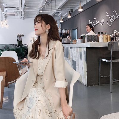 时尚两件套2021春夏新款雪纺碎花吊带连衣裙子气质西装外套套装女